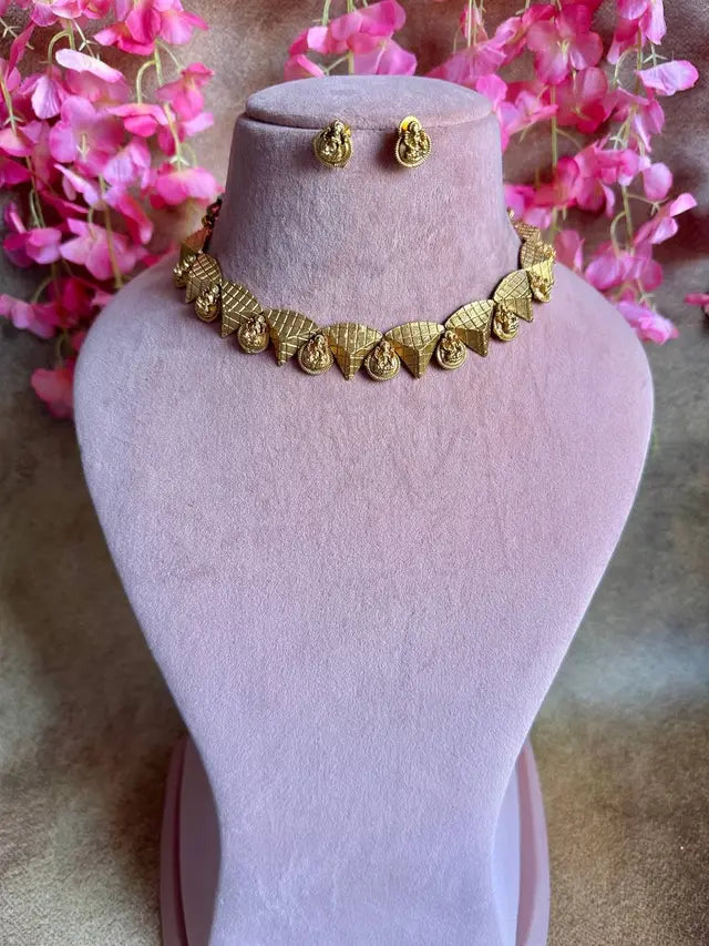 Matte Gold Finish Necklace