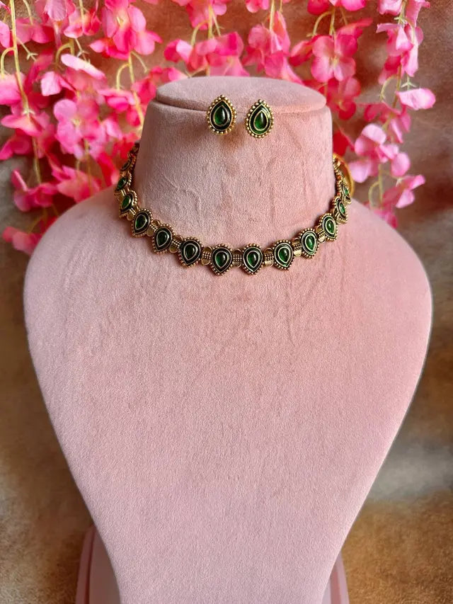 Petal Sufi Choker