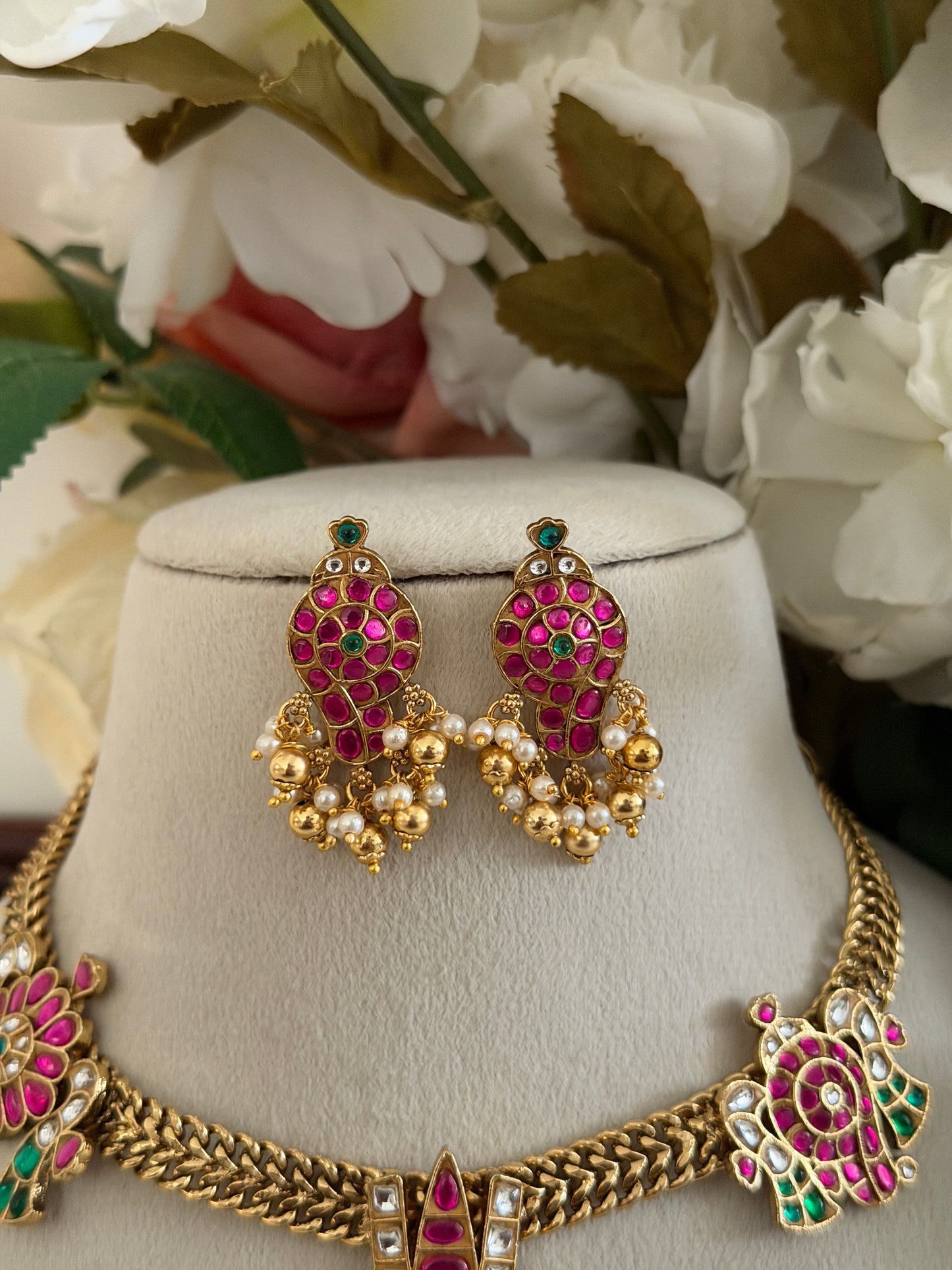 Tirupathi Shangu Jadau Choker