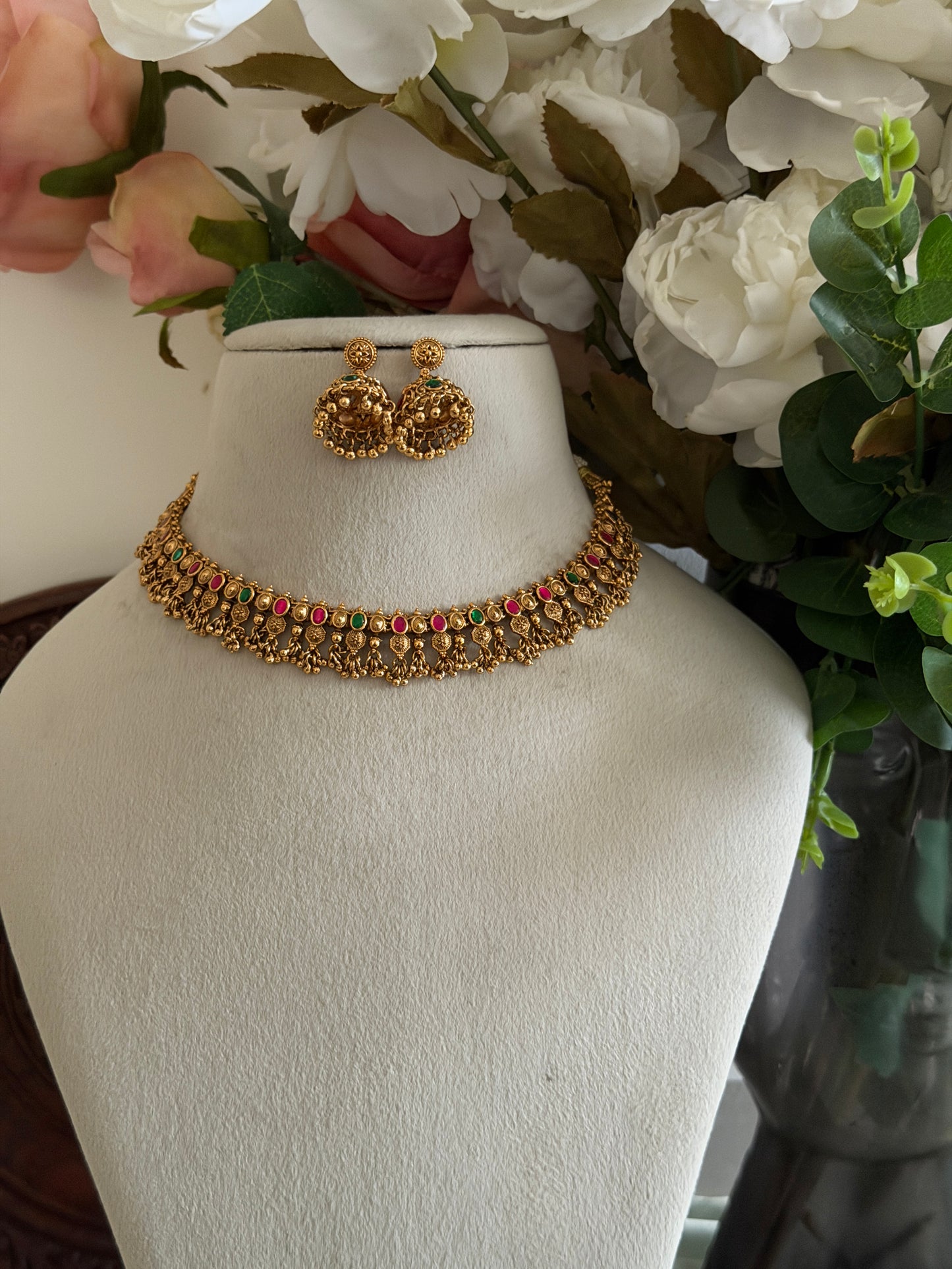 Oval Jadau Necklace