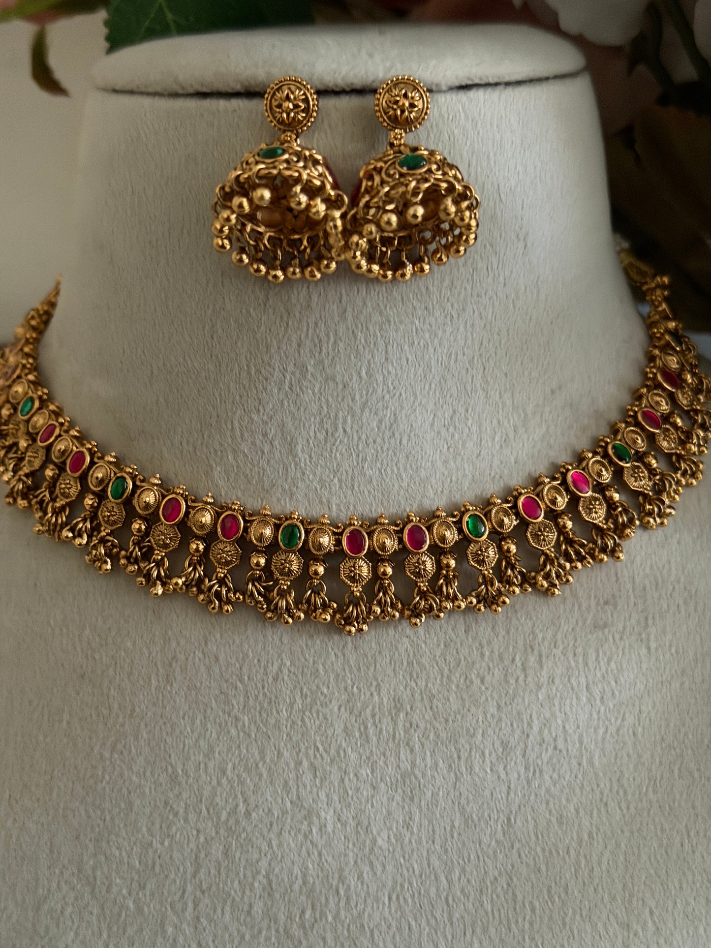 Oval Jadau Necklace