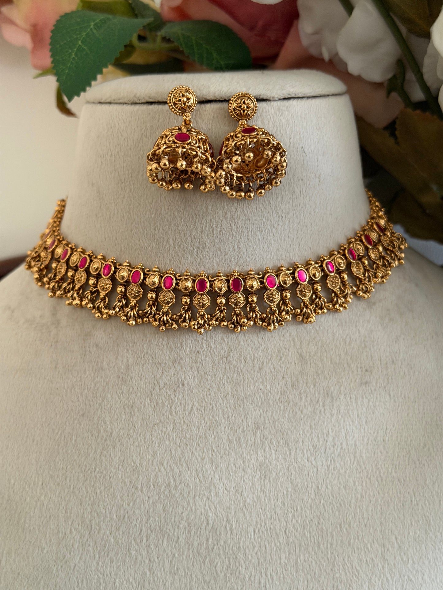 Oval Jadau Necklace