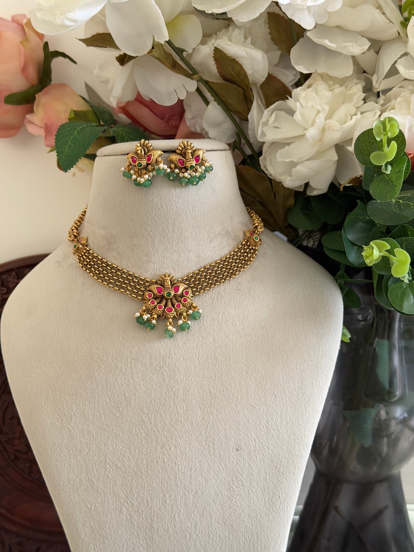 Non Idol Jadau Azura Necklace