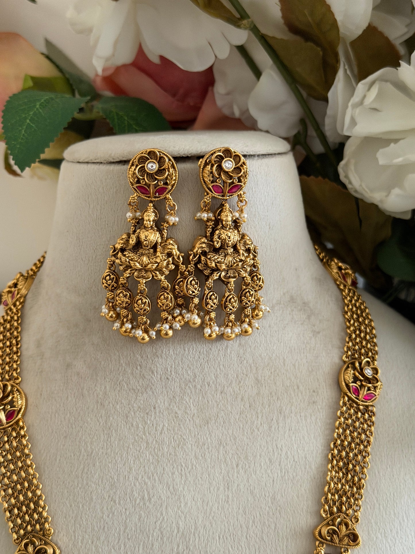 Vathika Lakshmi Haaram set