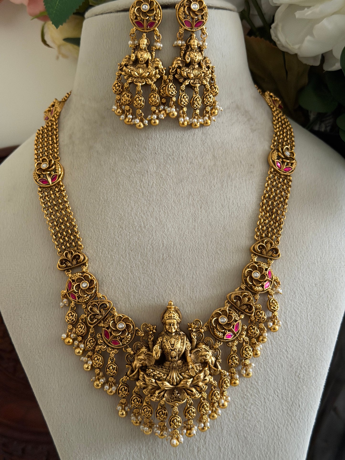 Vathika Lakshmi Haaram set