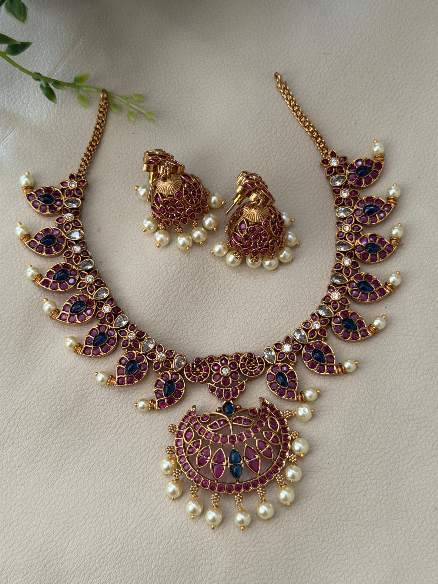 Visva Dual Tone mango Necklace