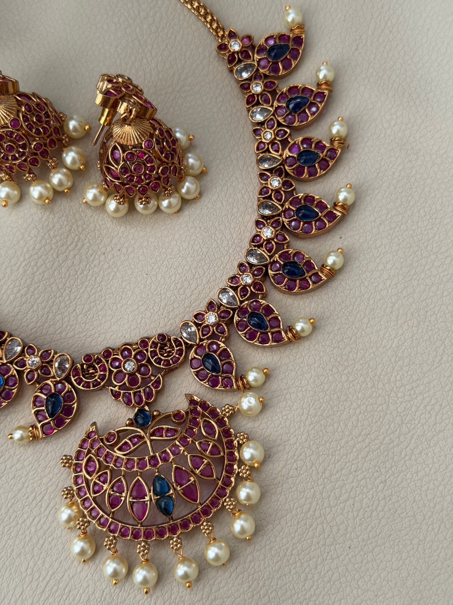 Visva Dual Tone mango Necklace