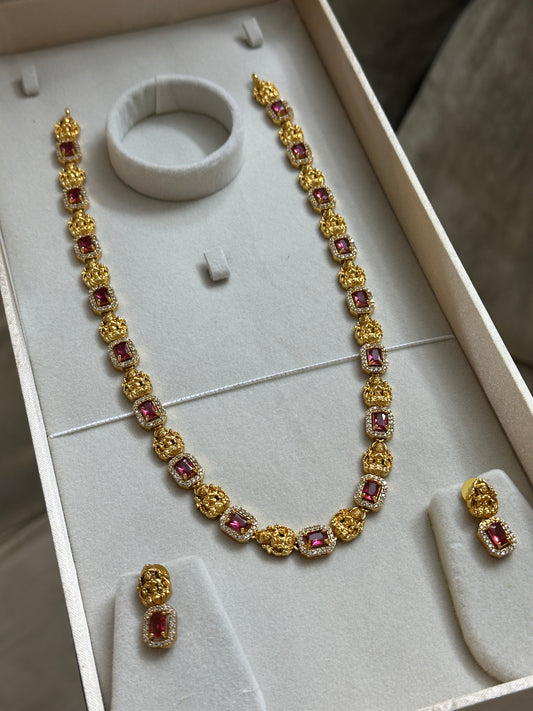 Ad x Antique Gold Fusion (Long)