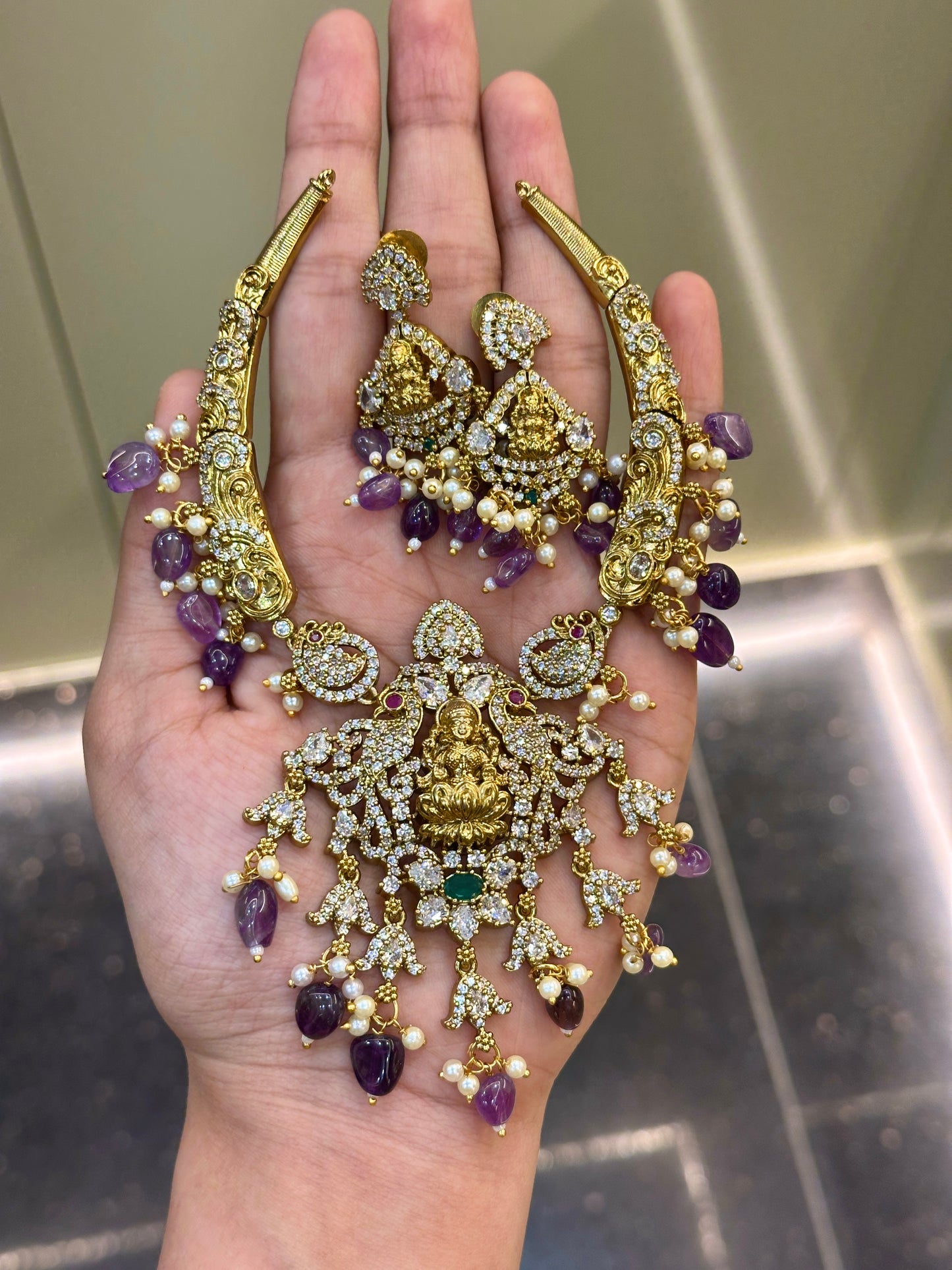 Precious Beads Lakshmi AD Hasli