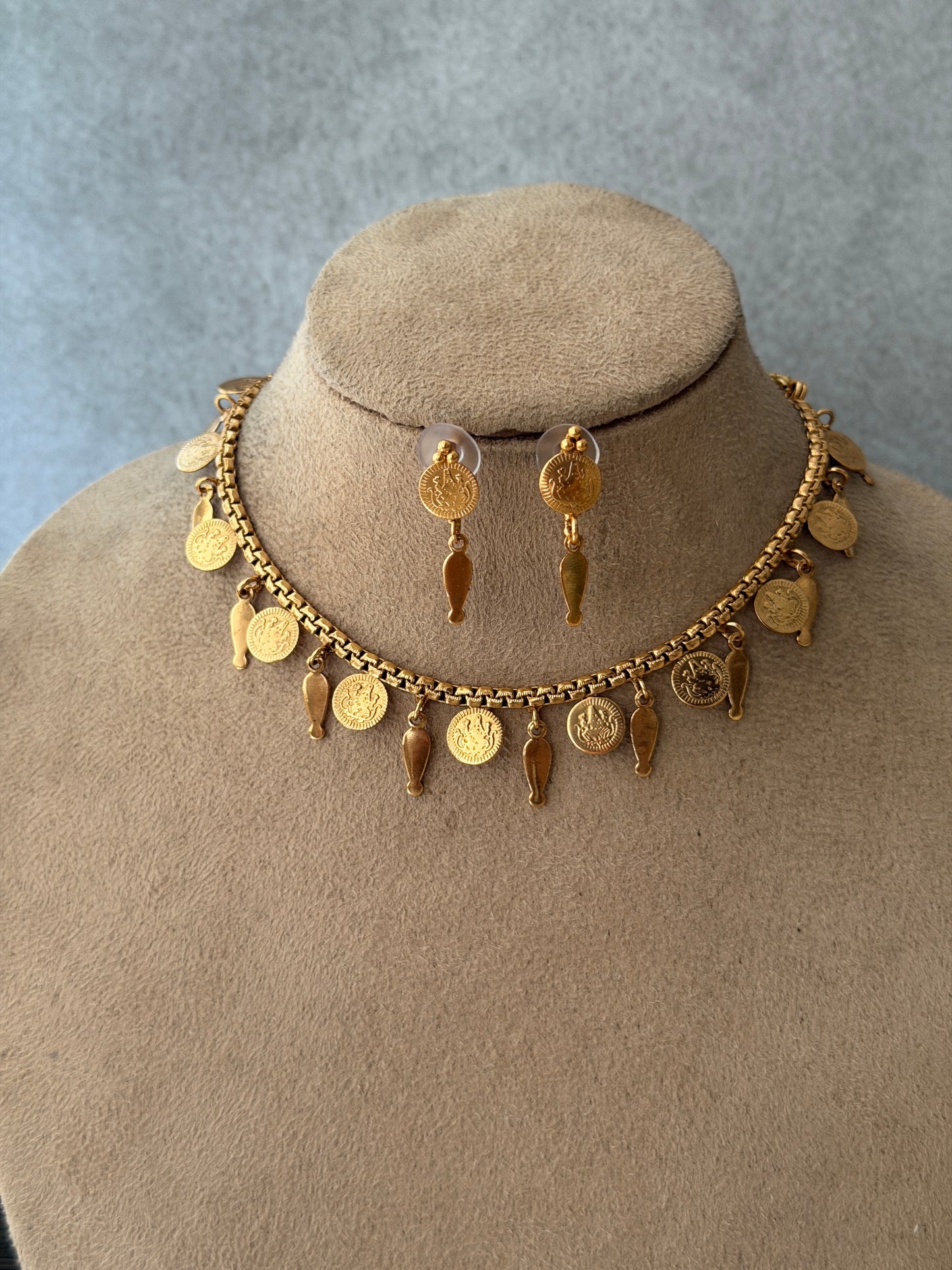 Baby Coin x Elakkathali Choker