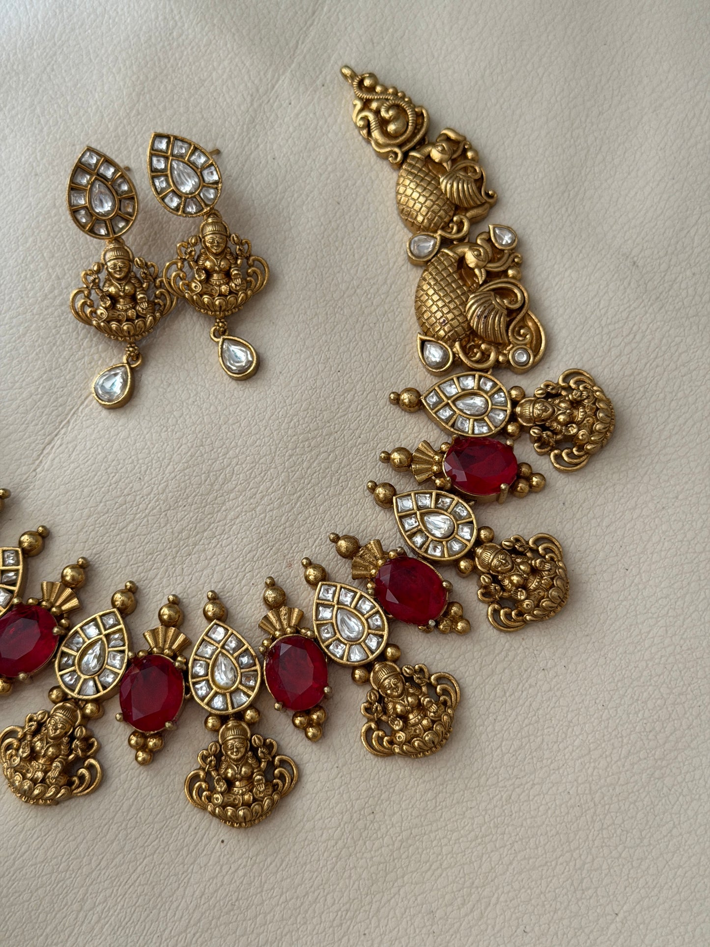 Maitreka Mozonite Temple Necklace