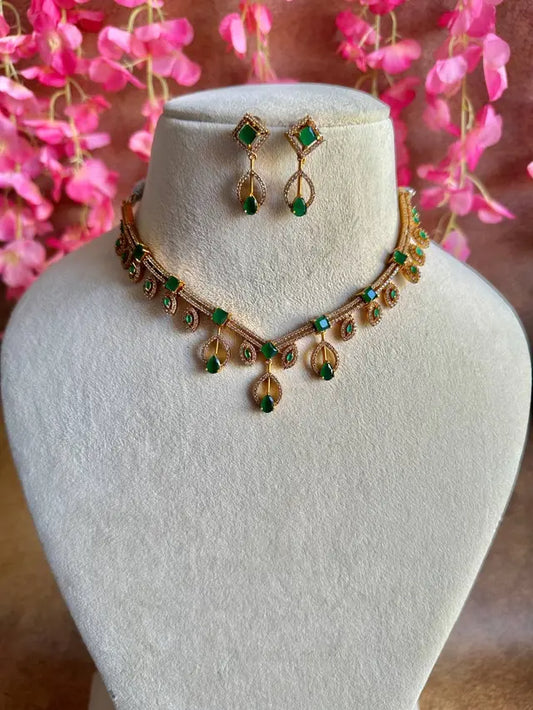 Emerald Fall AD necklace