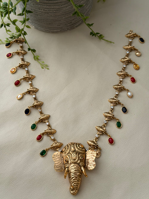 Kunjara Navaratna Mid Haaram