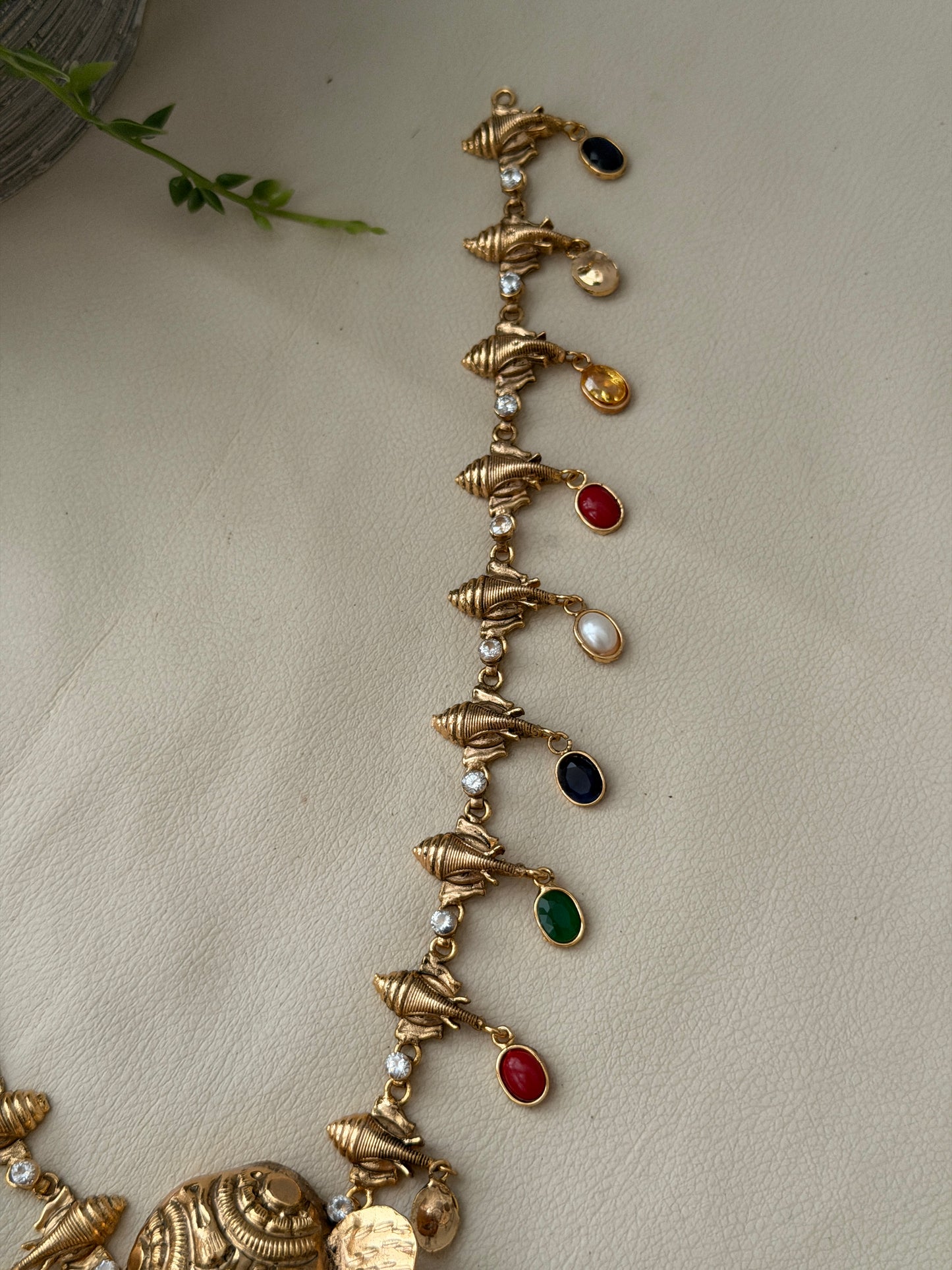 Kunjara Navaratna Mid Haaram