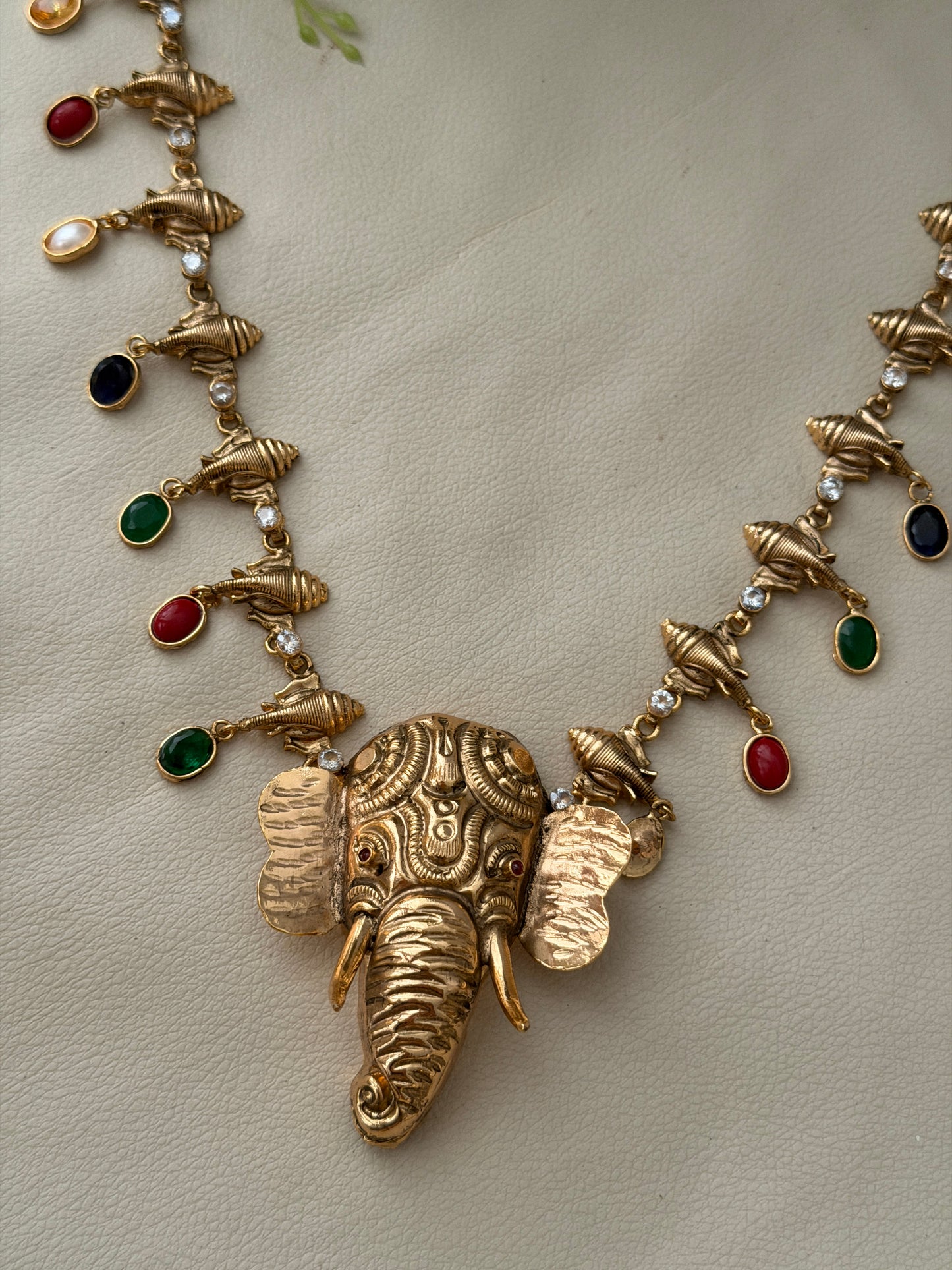 Kunjara Navaratna Mid Haaram