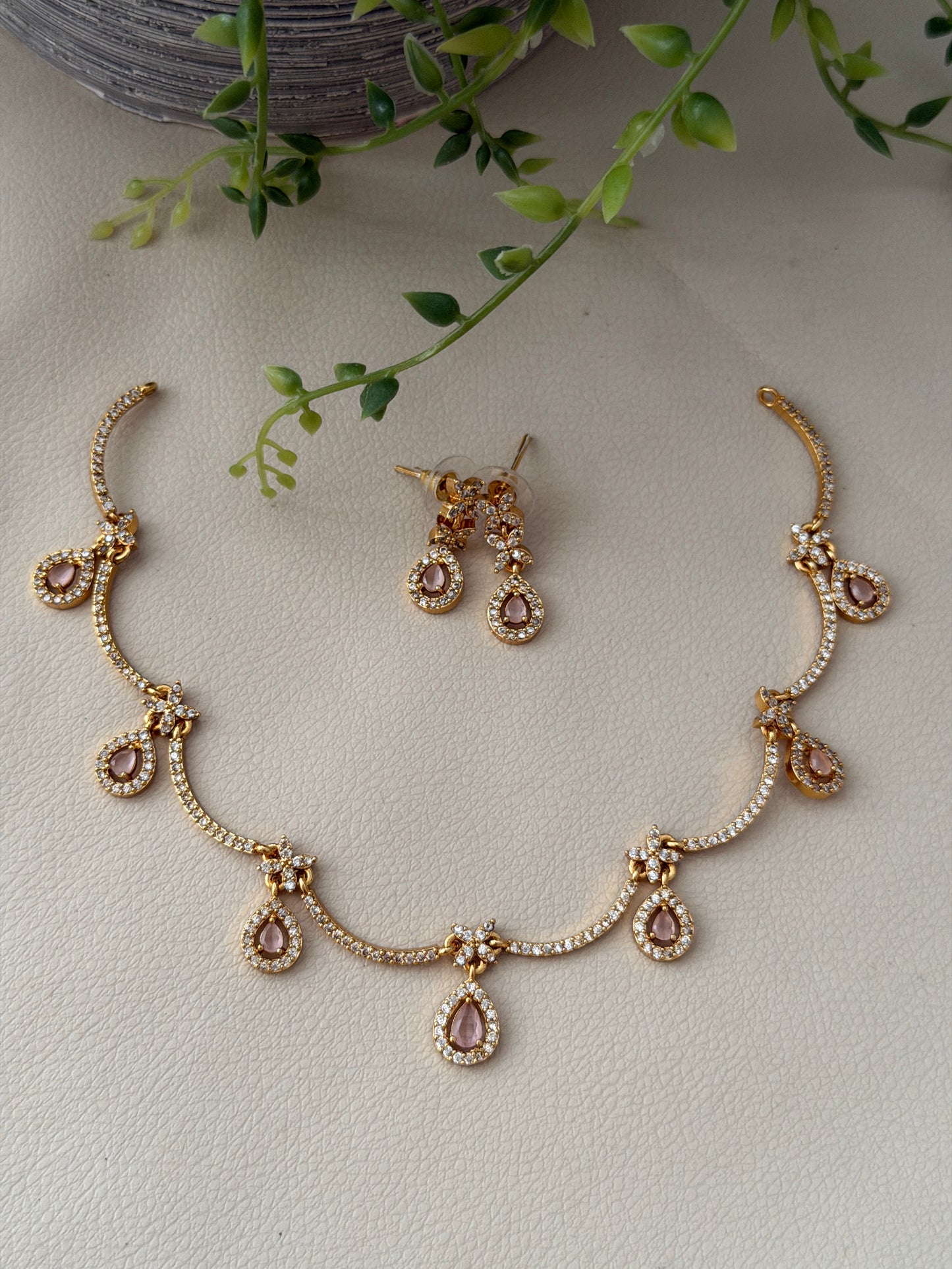 Raindrop AD Necklace