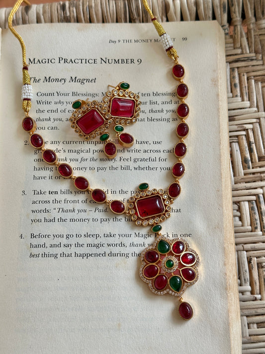 Poppy Kemp Necklace