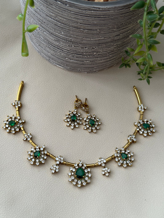 Pear Drop Emerald Hasli Choker