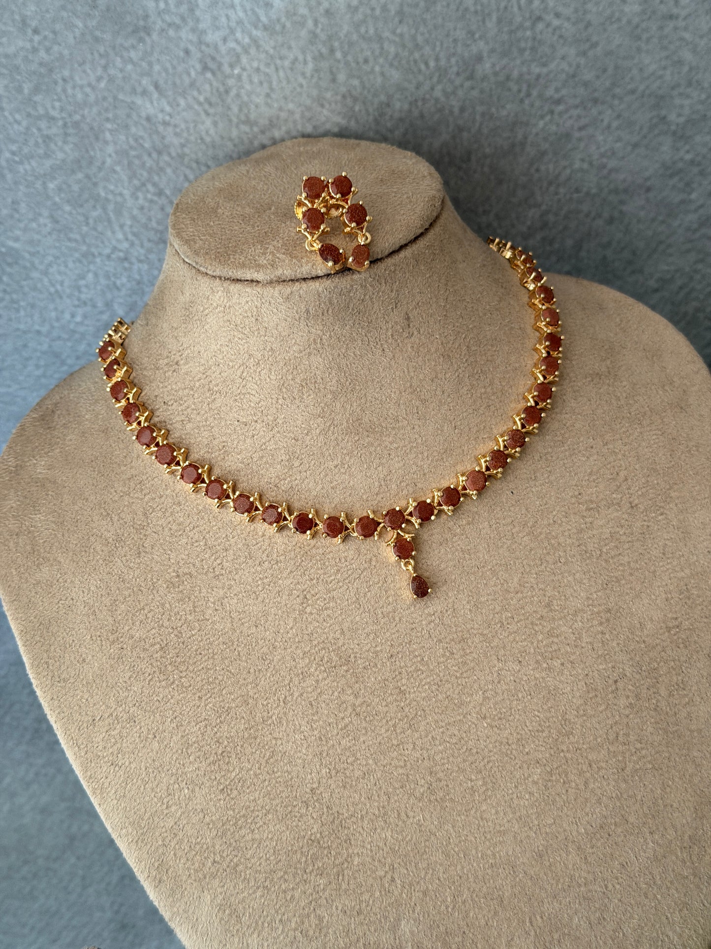 Mahika Simple AD choker