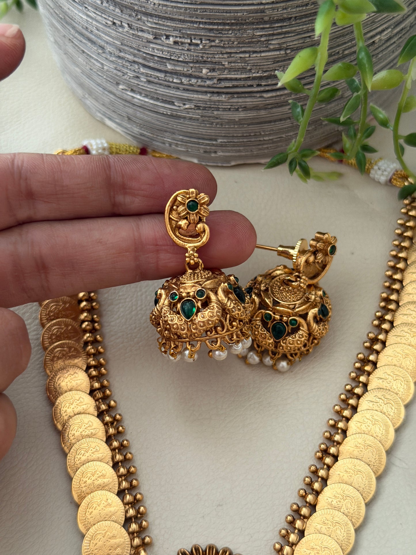 Peacock Kaashu Maala