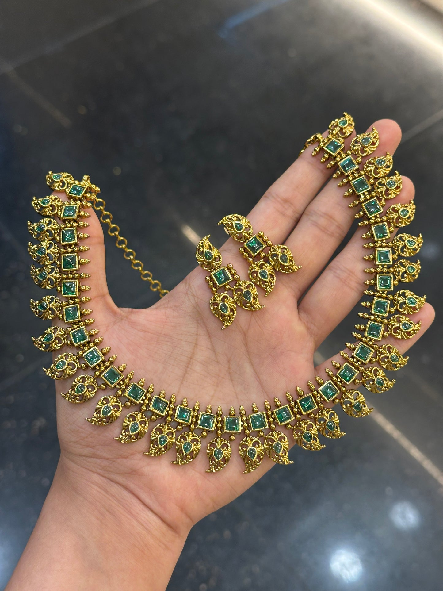 Ishaani Inspired Maanga Maala (Short)