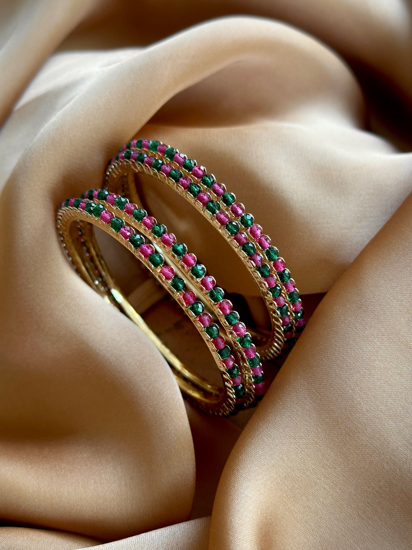 Sparkling Beads Bangles (Set of 4)