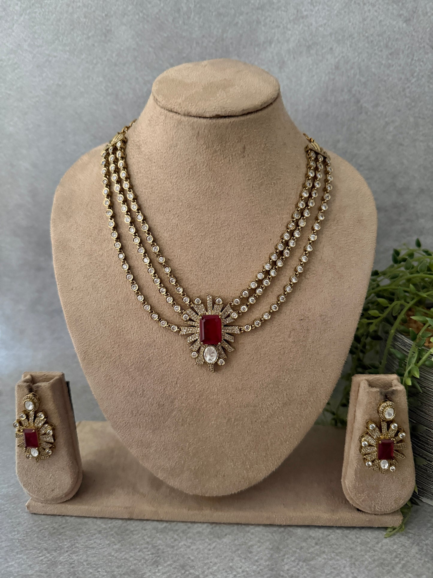 Three Layer Doublet Stone Necklace