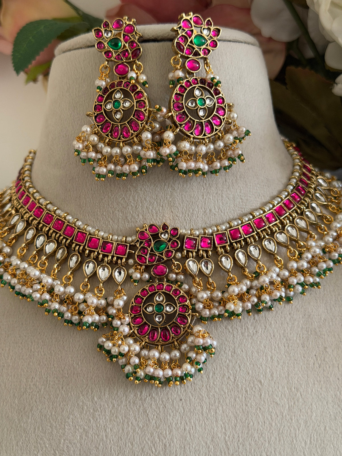 Yuktha Guttapusalu Necklace