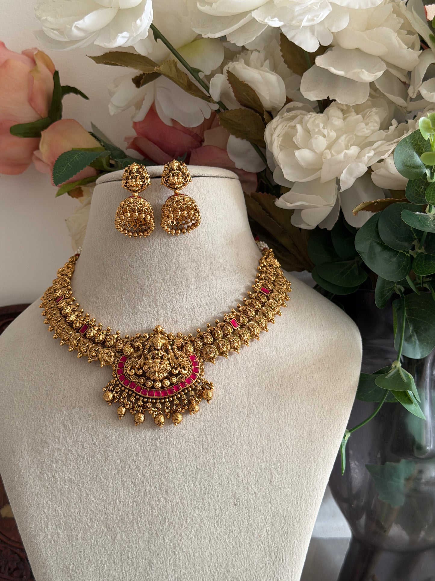 Amirthya Temple Necklace