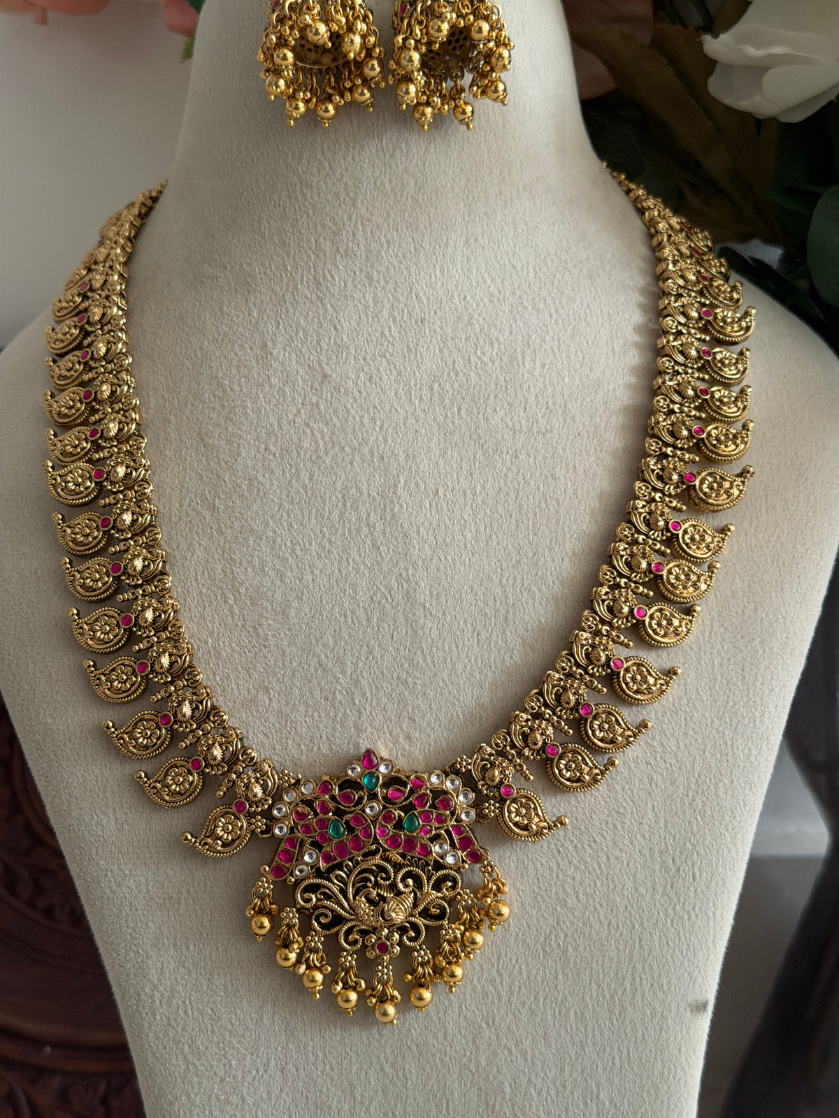 Satthva Bridal Haaram set