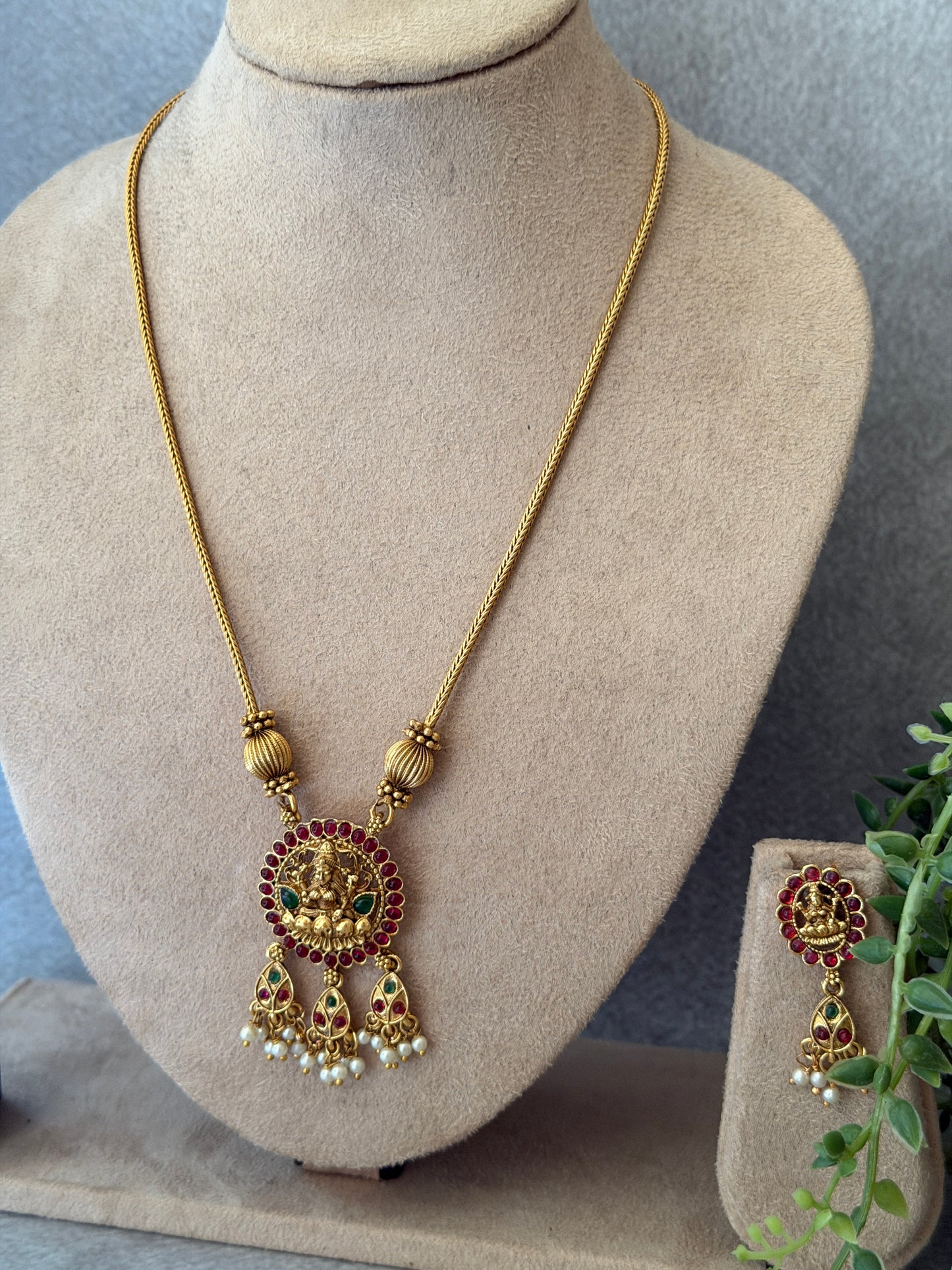Bead Drop Chakra Attigai