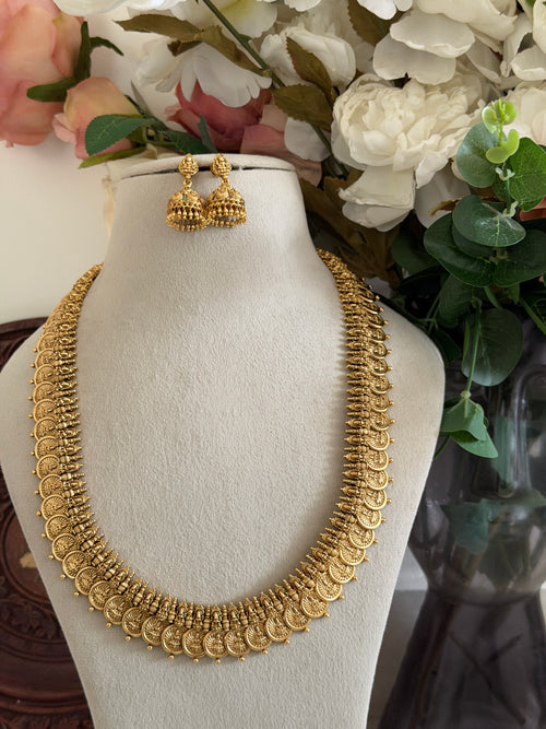 Indira Kaashu Haaram set