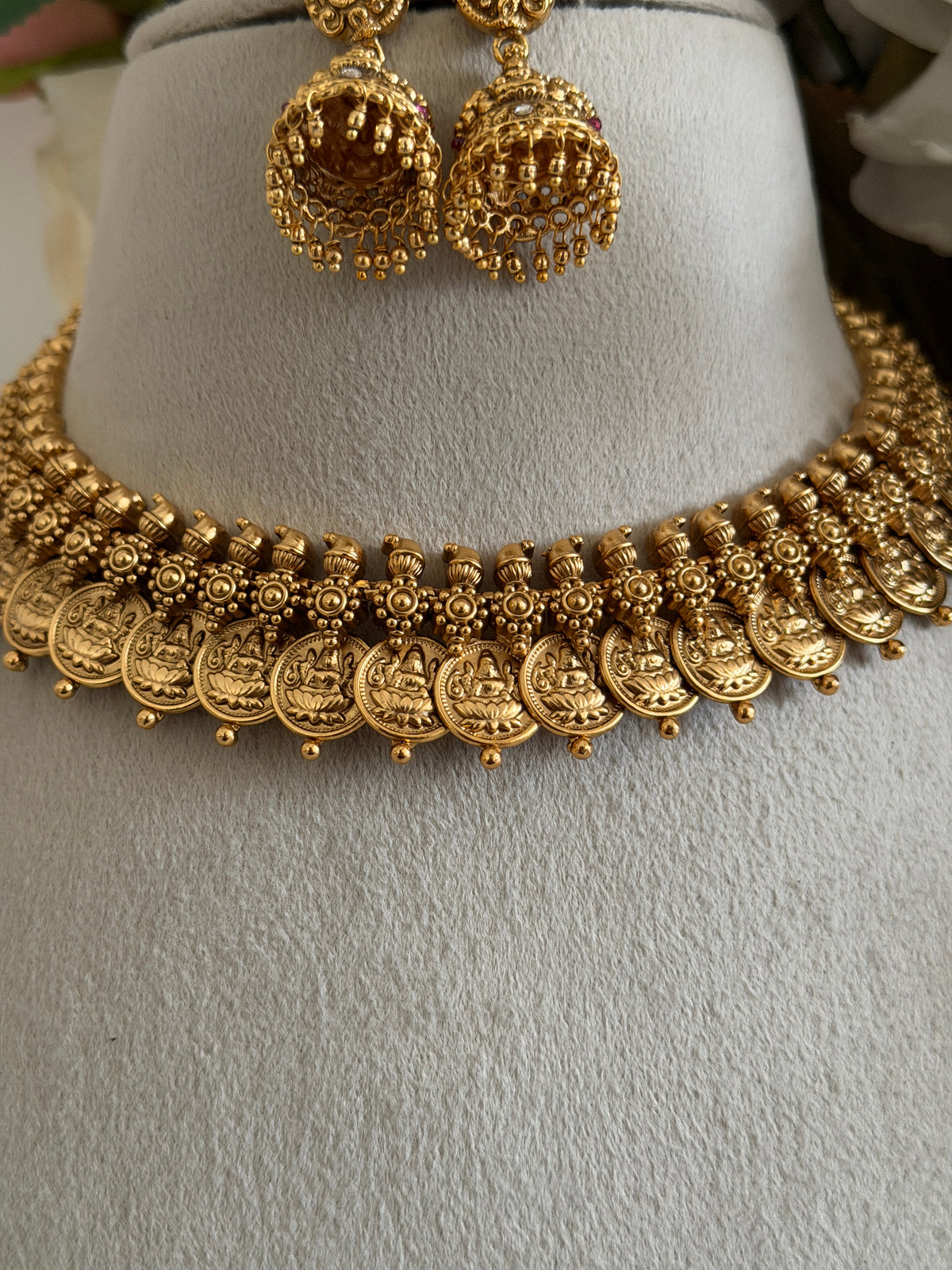 Aryamani Kaashu Necklace