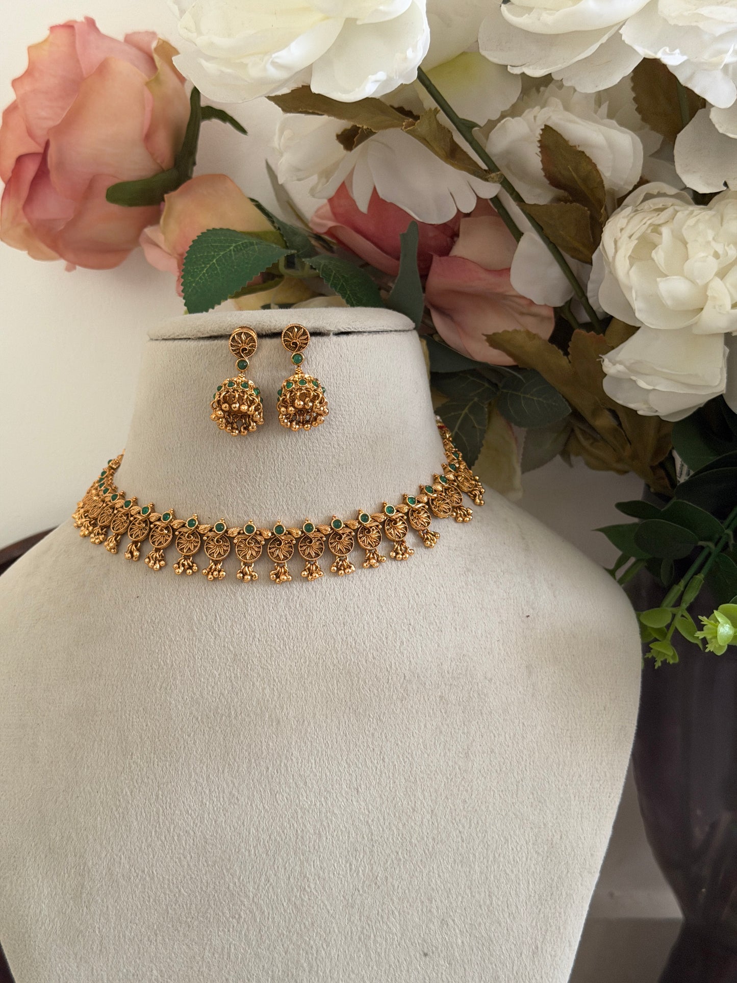Amisha Minimal Necklace