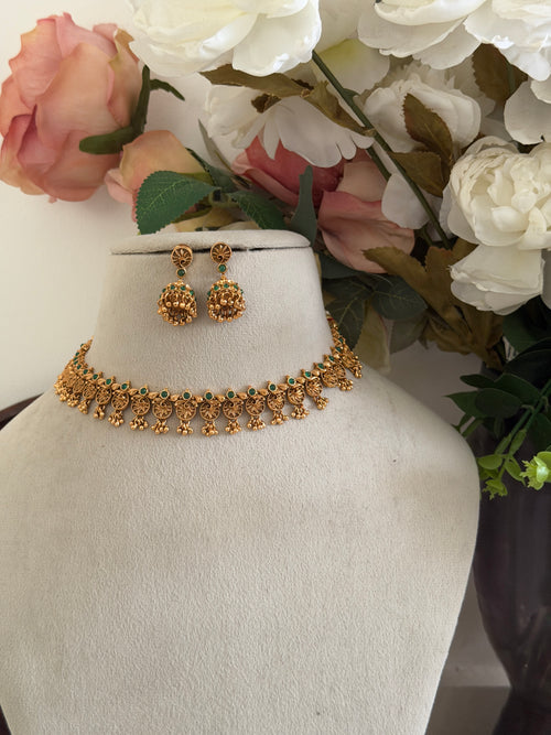 Amisha Minimal Necklace