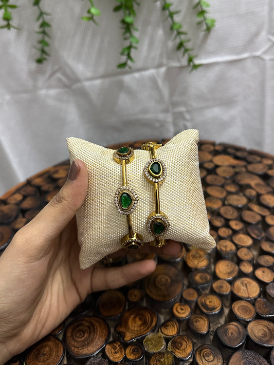 Emerald Kundan Bangles