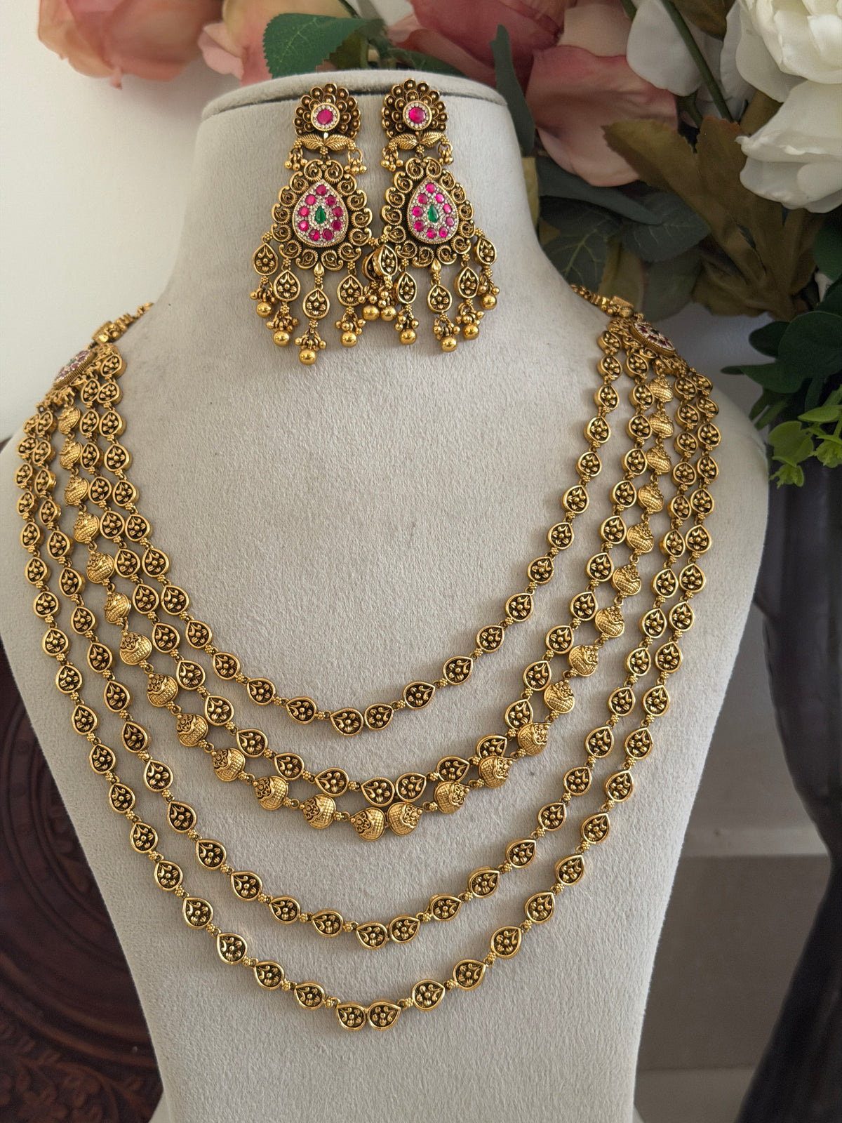 Avanikah Layered Heritage Haaram