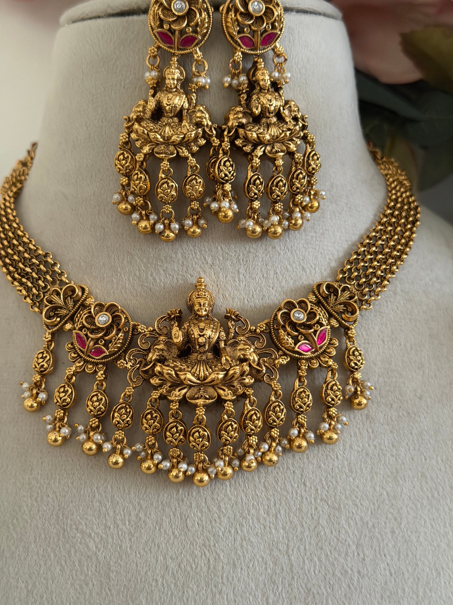 Bhanulatha Heritage Choker