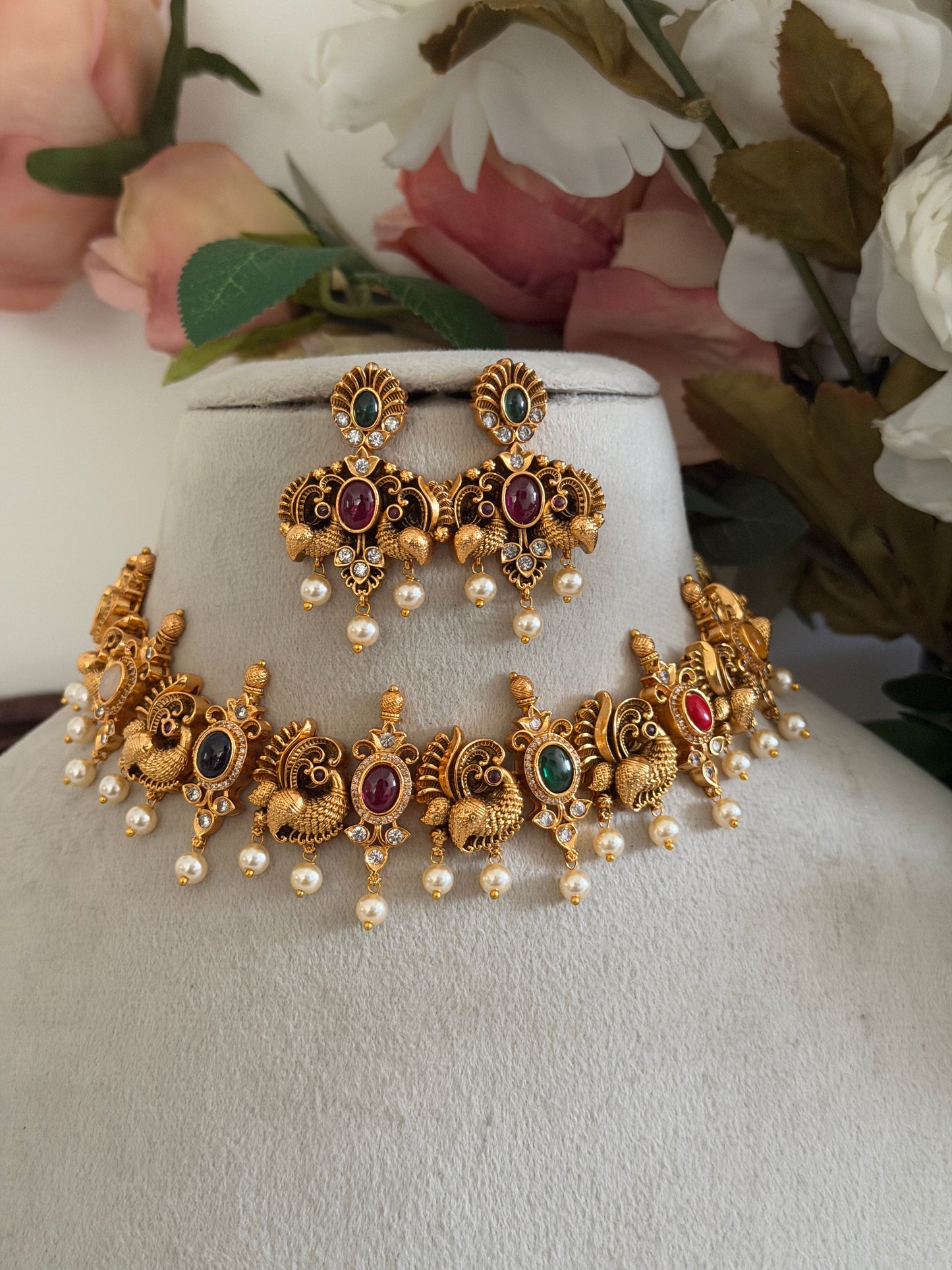 Arvikah Navaratna Necklace