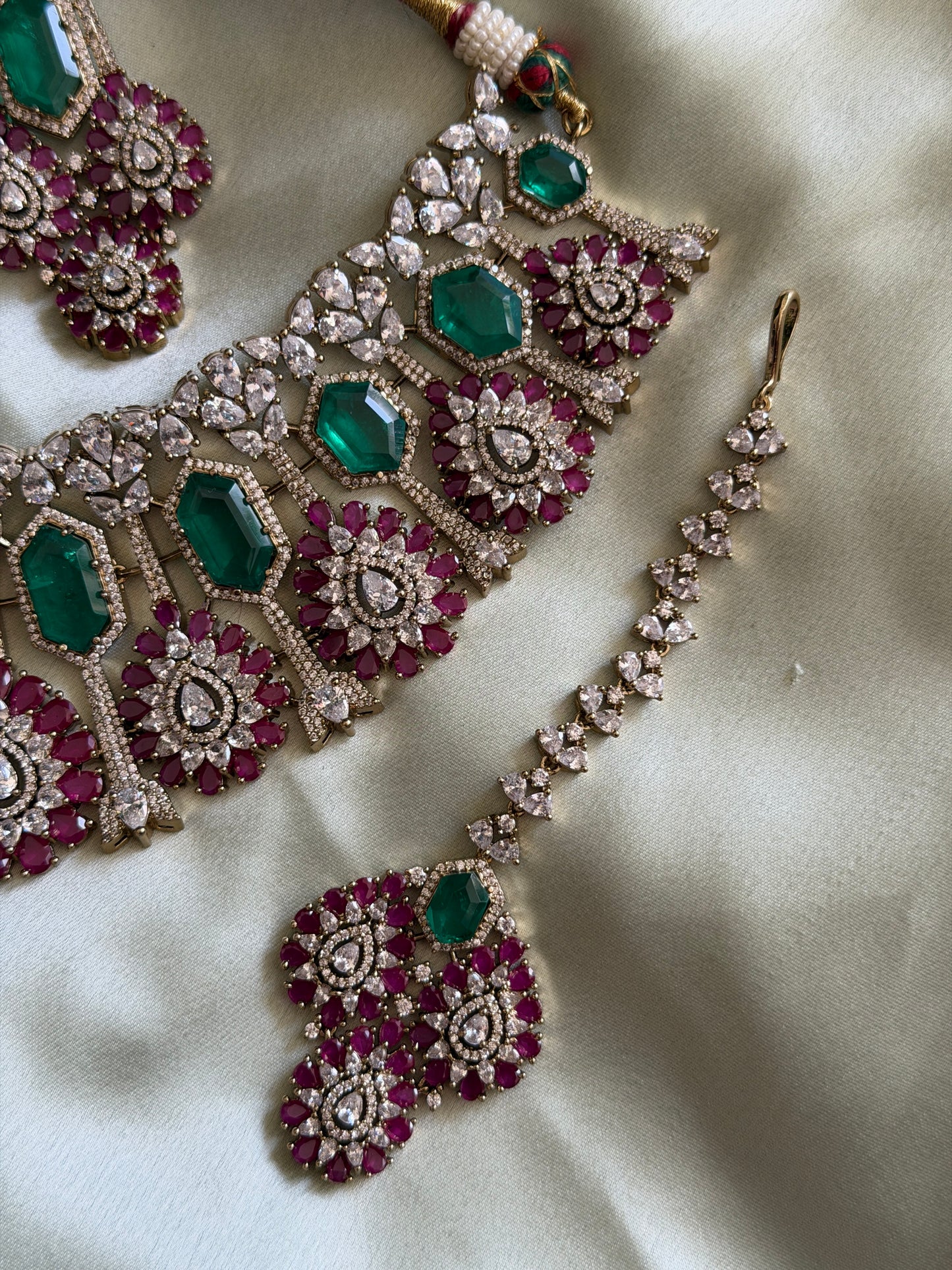 Lafeeha Luxury Bridal Choker