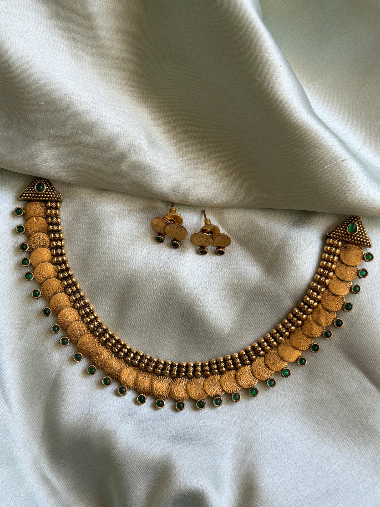 Sambritha Coin Necklace