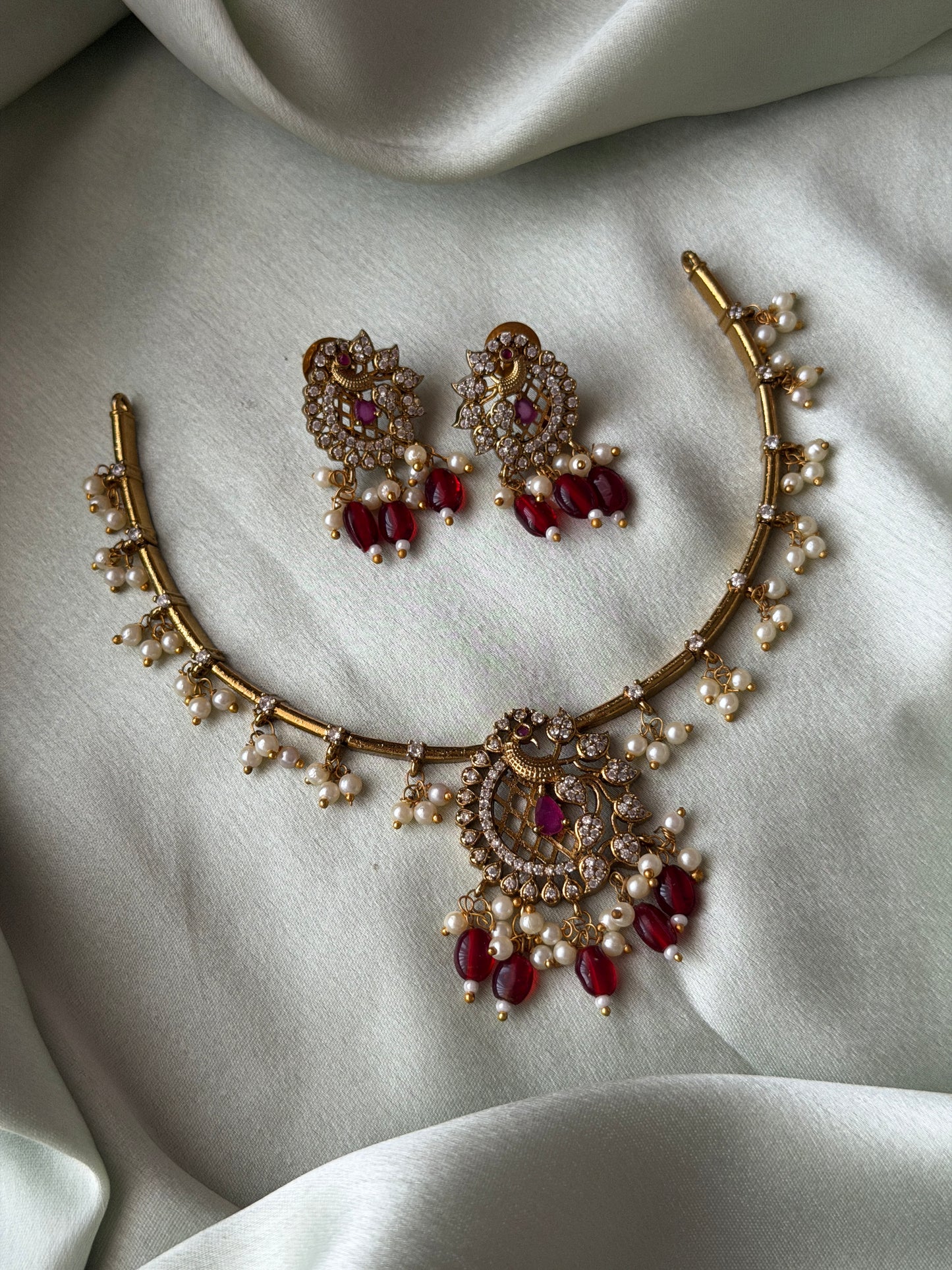 Surakarta Hasli Necklace