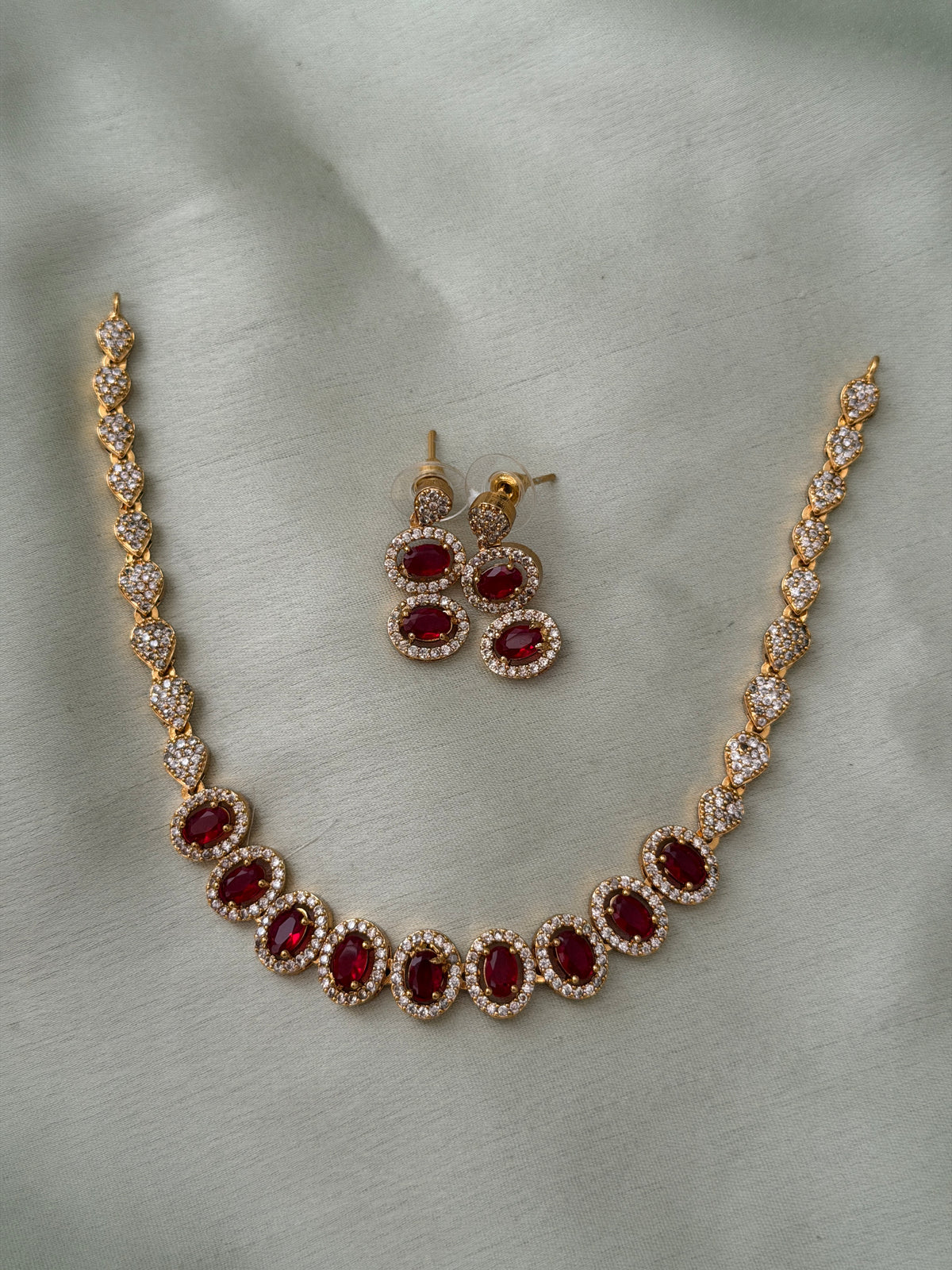 Poppins AD Choker
