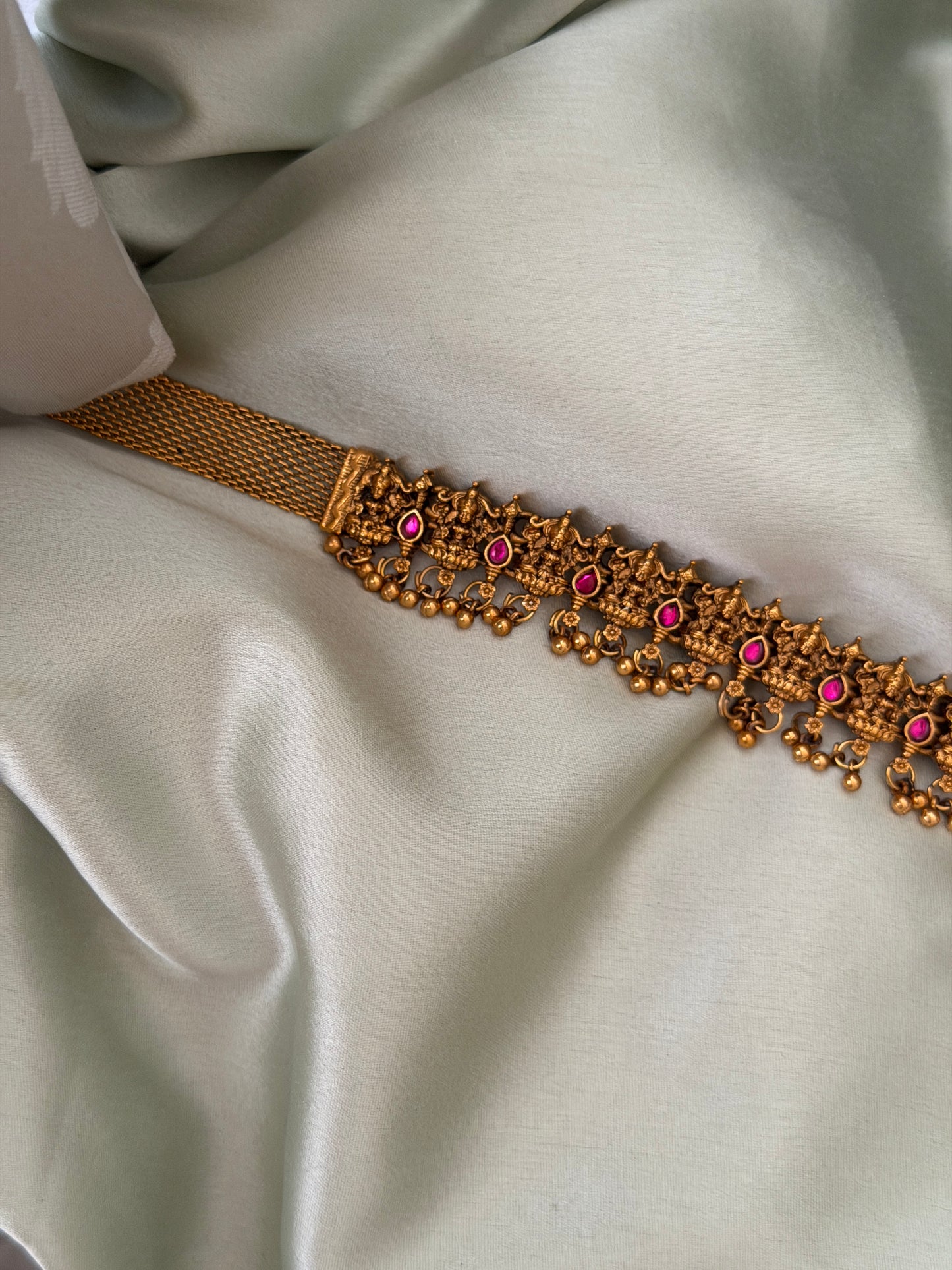 Gold Replica Temple Hipchain