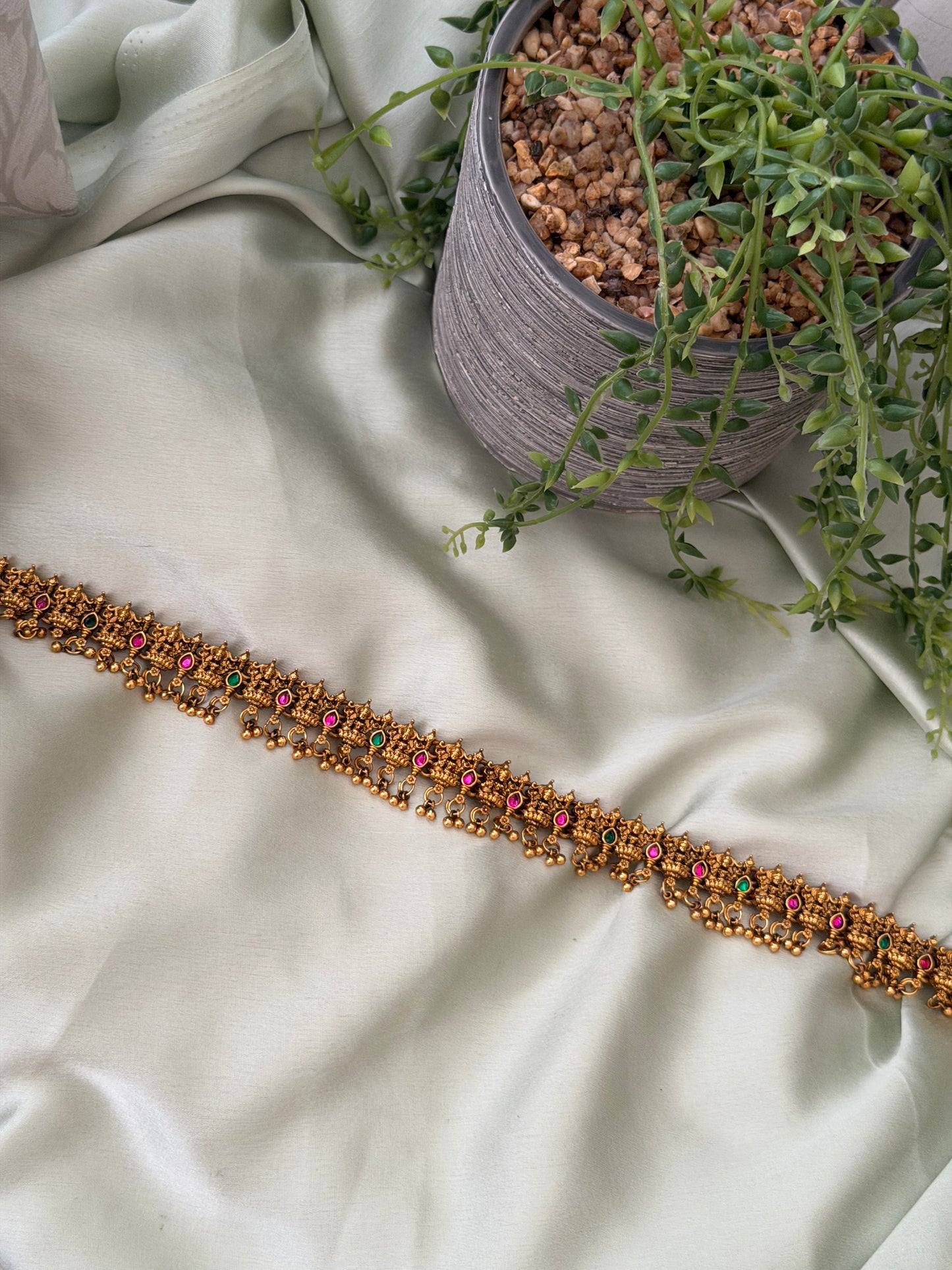 Gold Replica Temple Hipchain