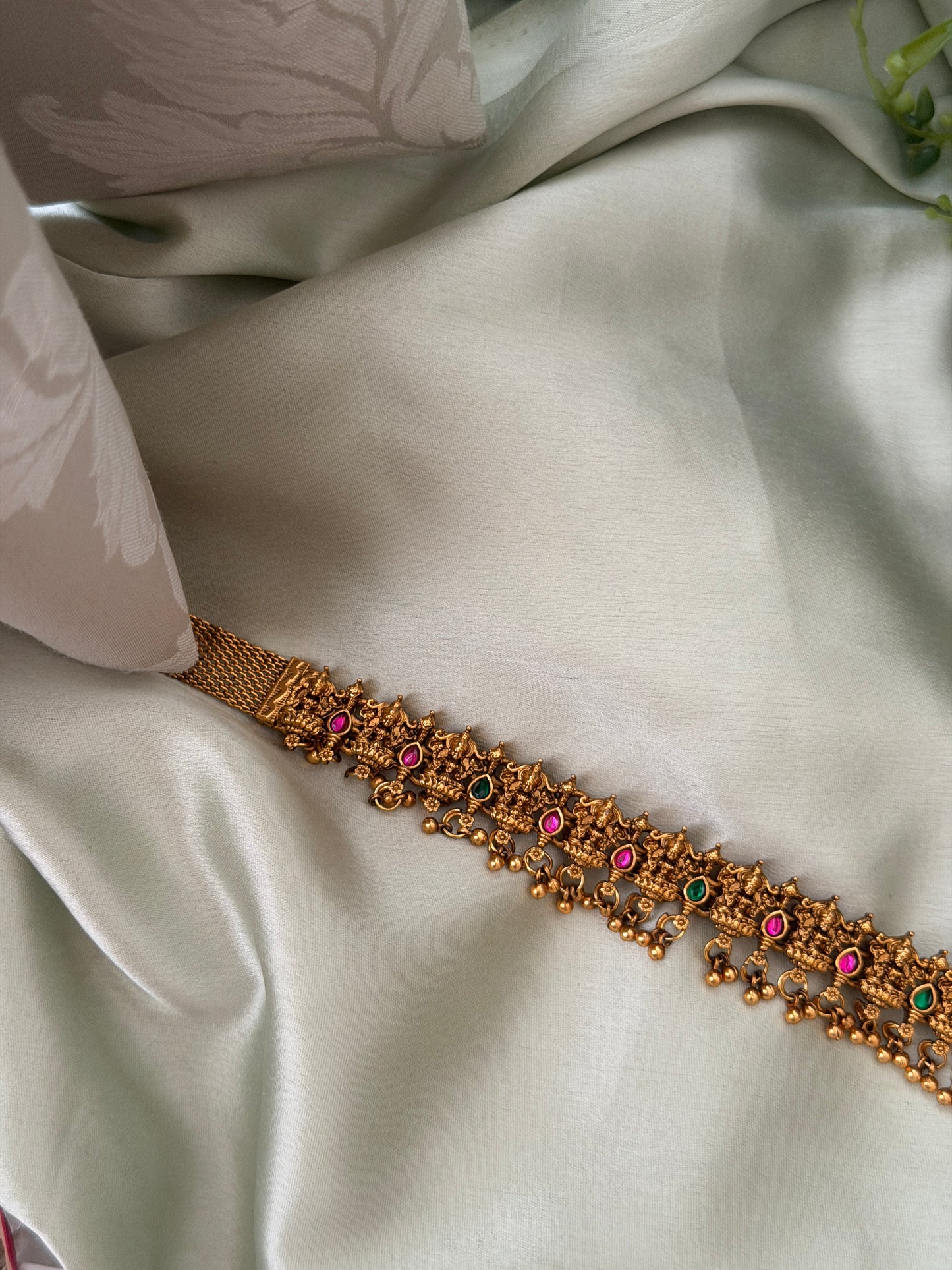Gold Replica Temple Hipchain