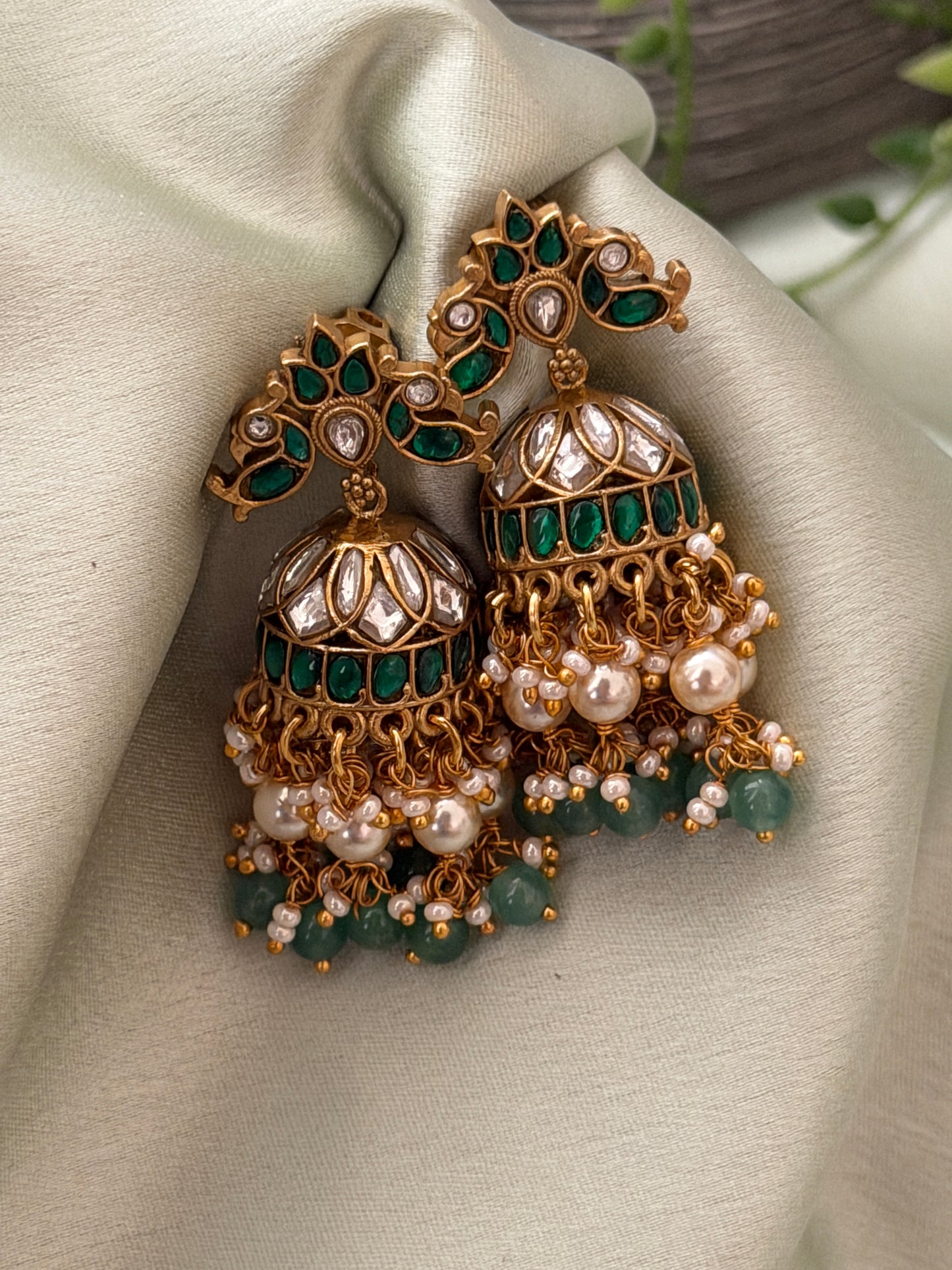 Aarcha Jadau Jhumkas