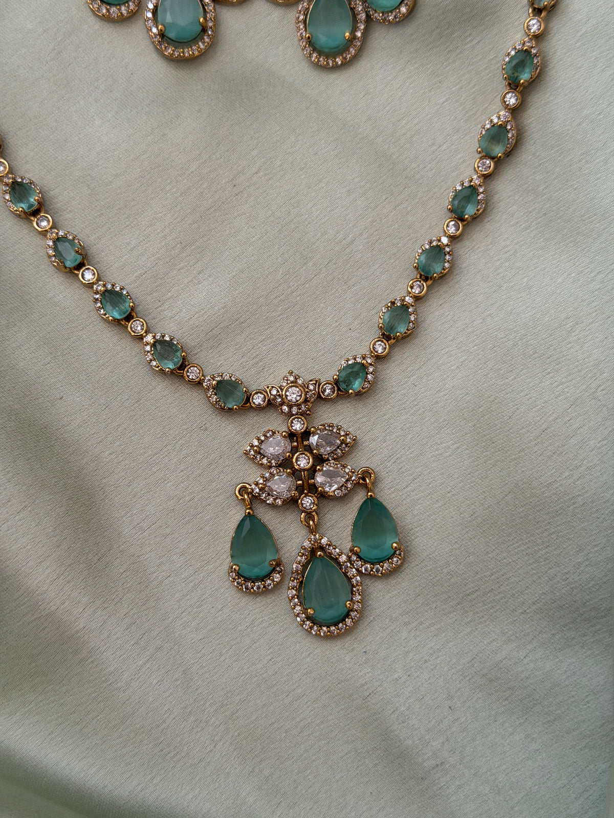 Asmita AD Necklace