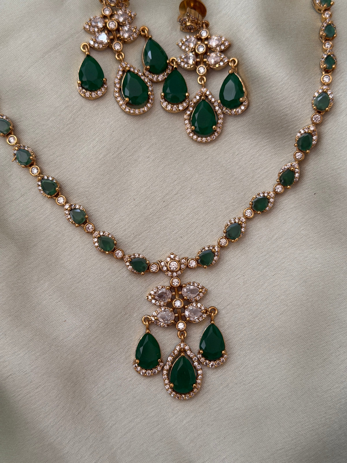 Asmita AD Necklace