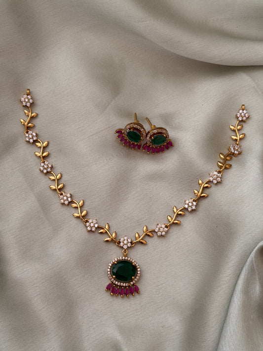 Homa AD Necklace